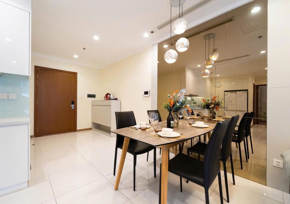 Kitchen or kitchenette, Living room, Dining area