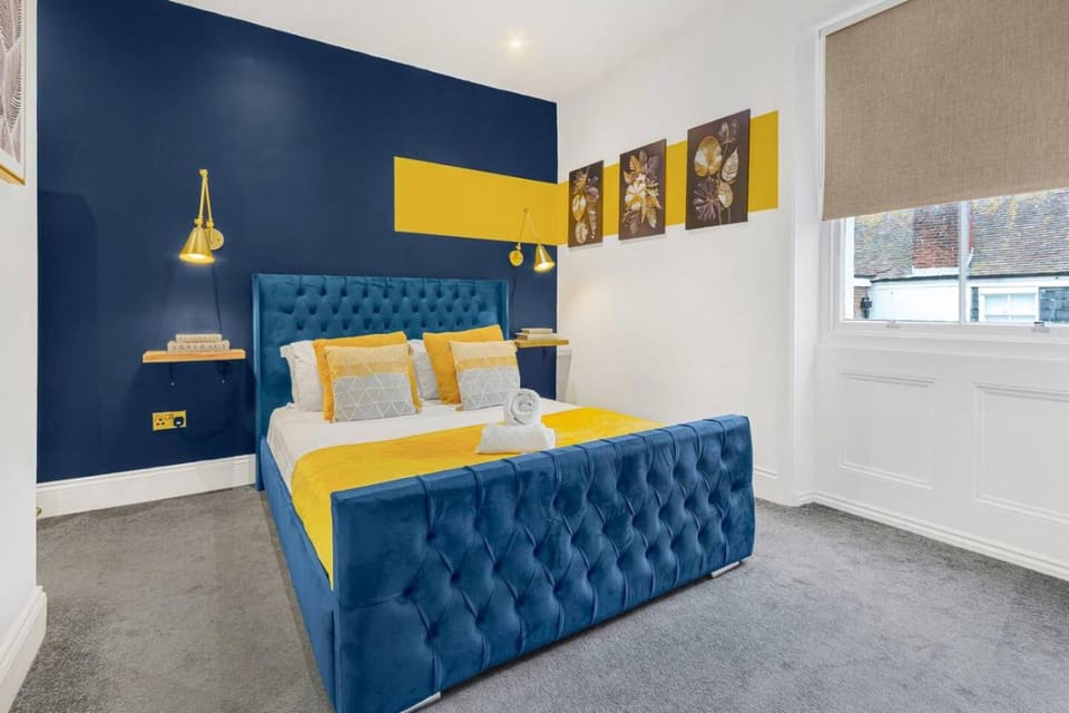 2BR Apartment - Sleeps 8 - 4 Beds - Lanes Apartment in Brighton