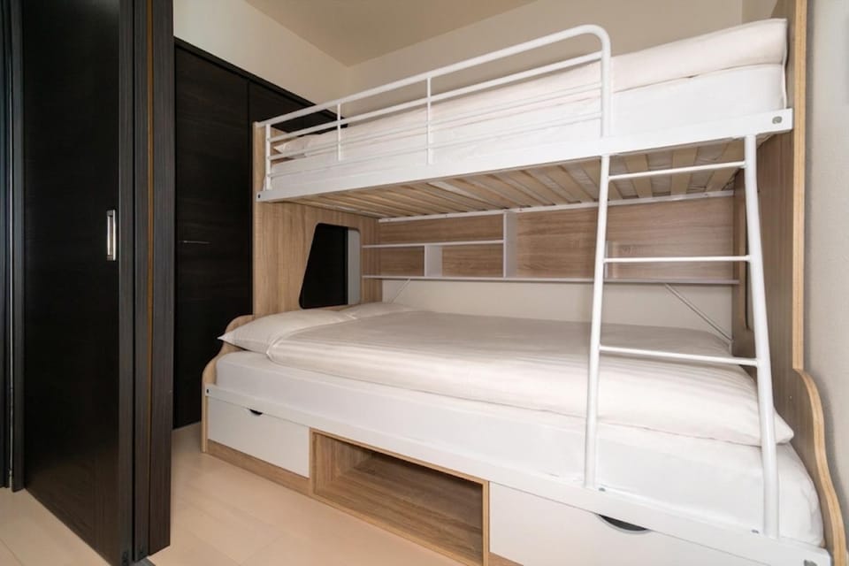 bunk bed