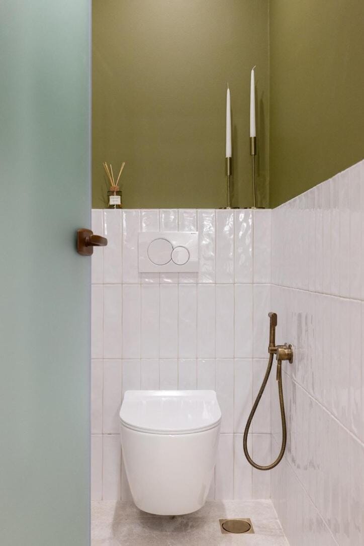 Romantic Getaway w Whirlpool & Fireplace Apartment in Athens