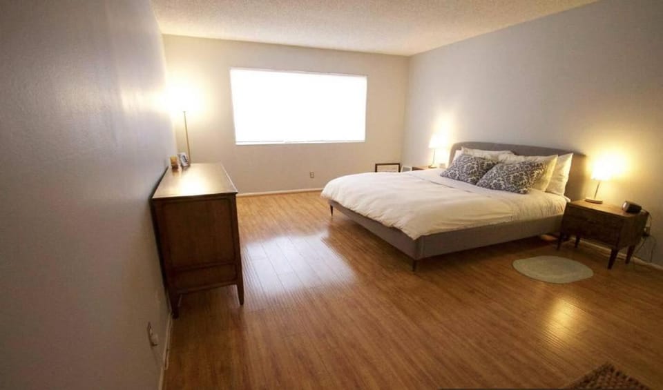 Spacious 3-Bedroom Condo with Panoramic City Views Apartment in West Hollywood