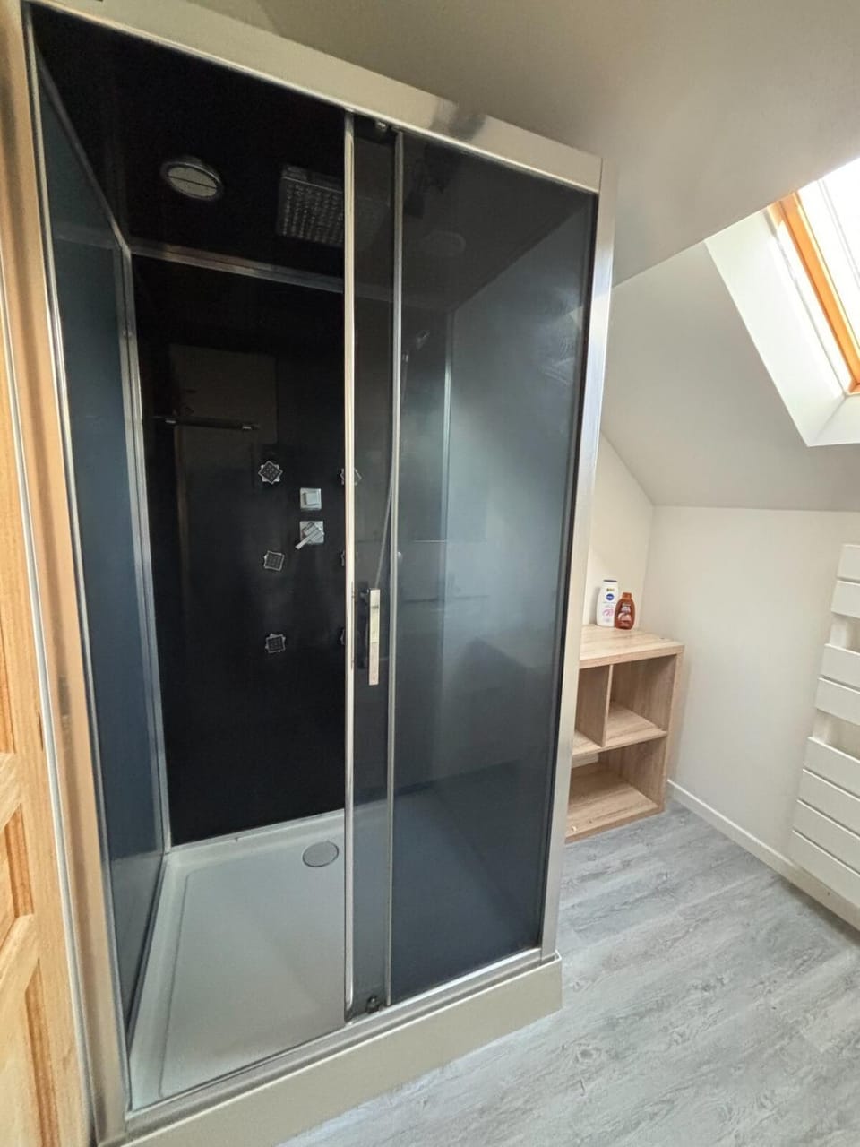 Shower, Bathroom