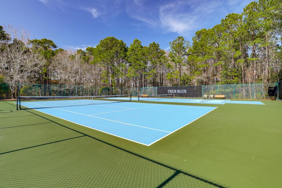 True Blue Golf Condo | Pool, Hot Tub & Beach House in South Carolina