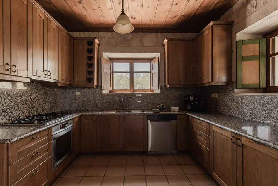 Kitchen or kitchenette, dishwasher, pet friendly