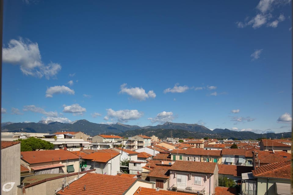 City view, Mountain view