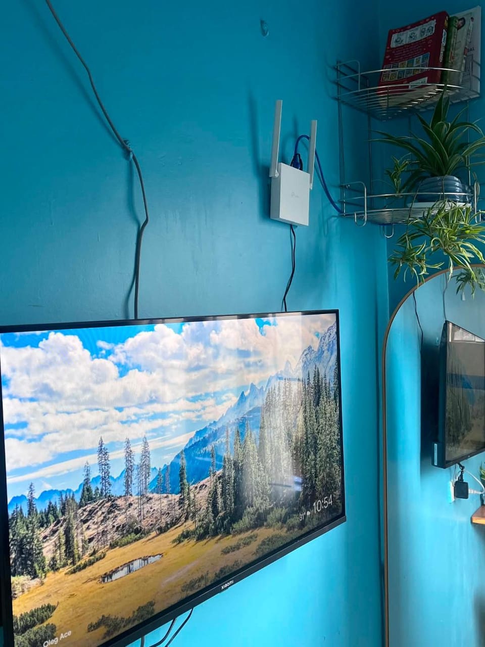 Communal lounge/ TV room