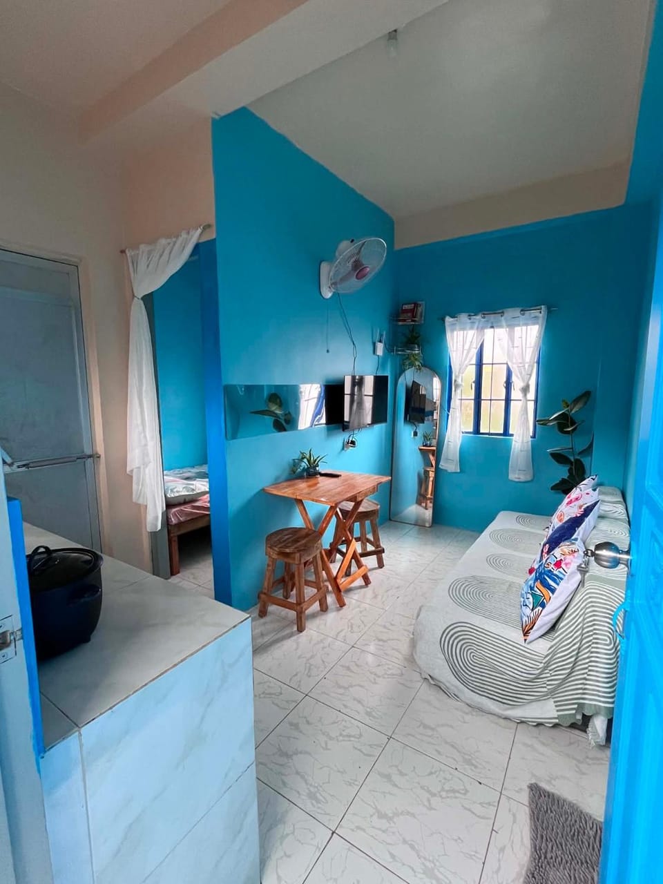 Photo of the whole room