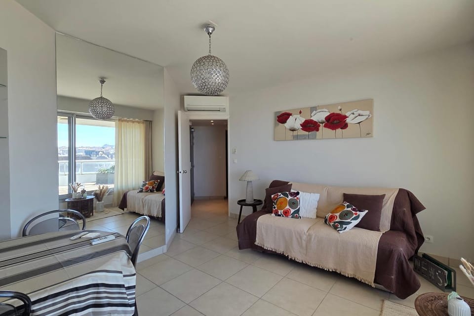 Panoramic view and terrace in Biarritz Apartment in Biarritz