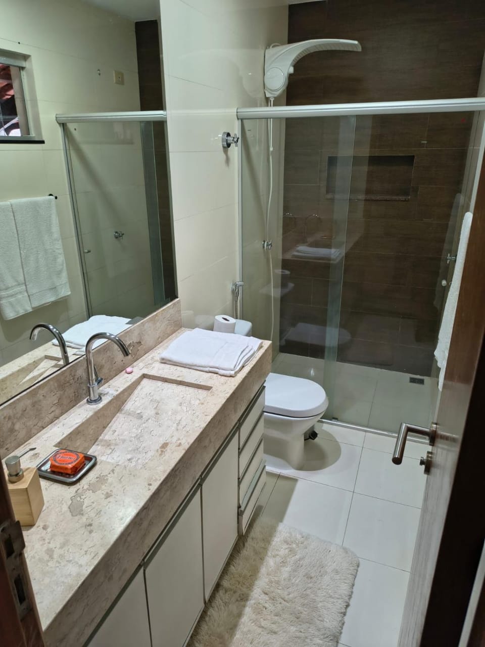 Goiânia, Premium House, Heated Swimming Pool, Barbecue Area House in Goiania