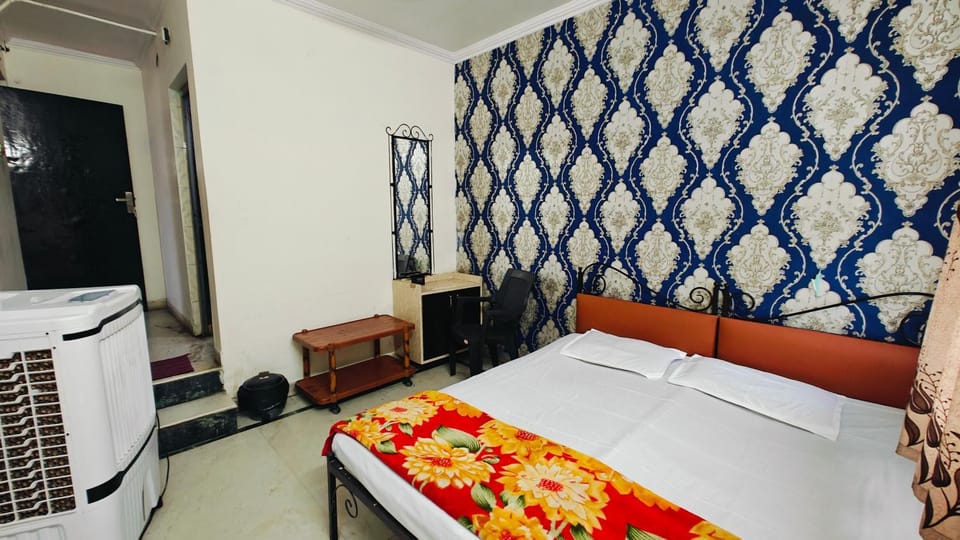 Hotel payal deluxe Hotel in Maharashtra