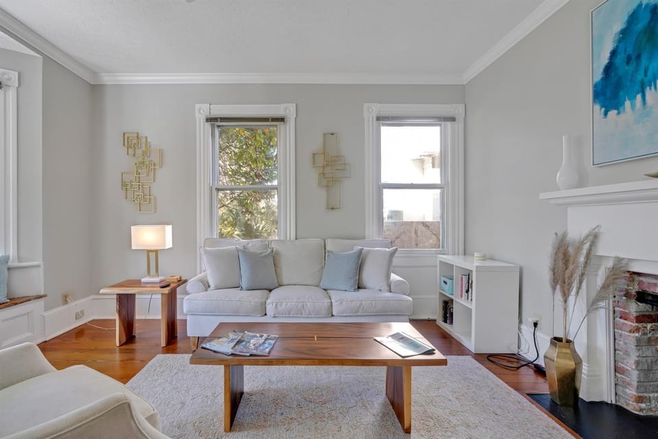 Savannah Suite on Front Apartment in Wilmington