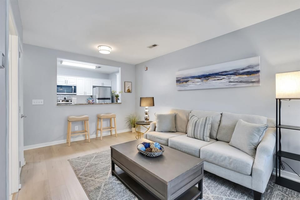 The Bonneville on 2nd Downtown! Apartment in Wilmington