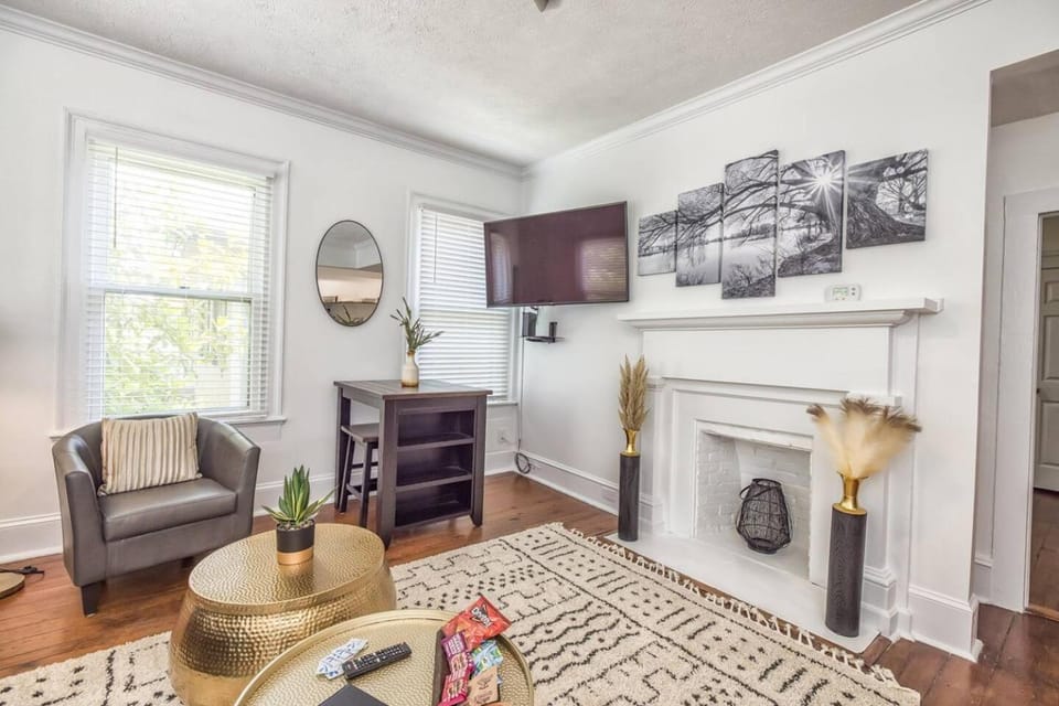 The Wilmingtonian on Front Apartment in Wilmington