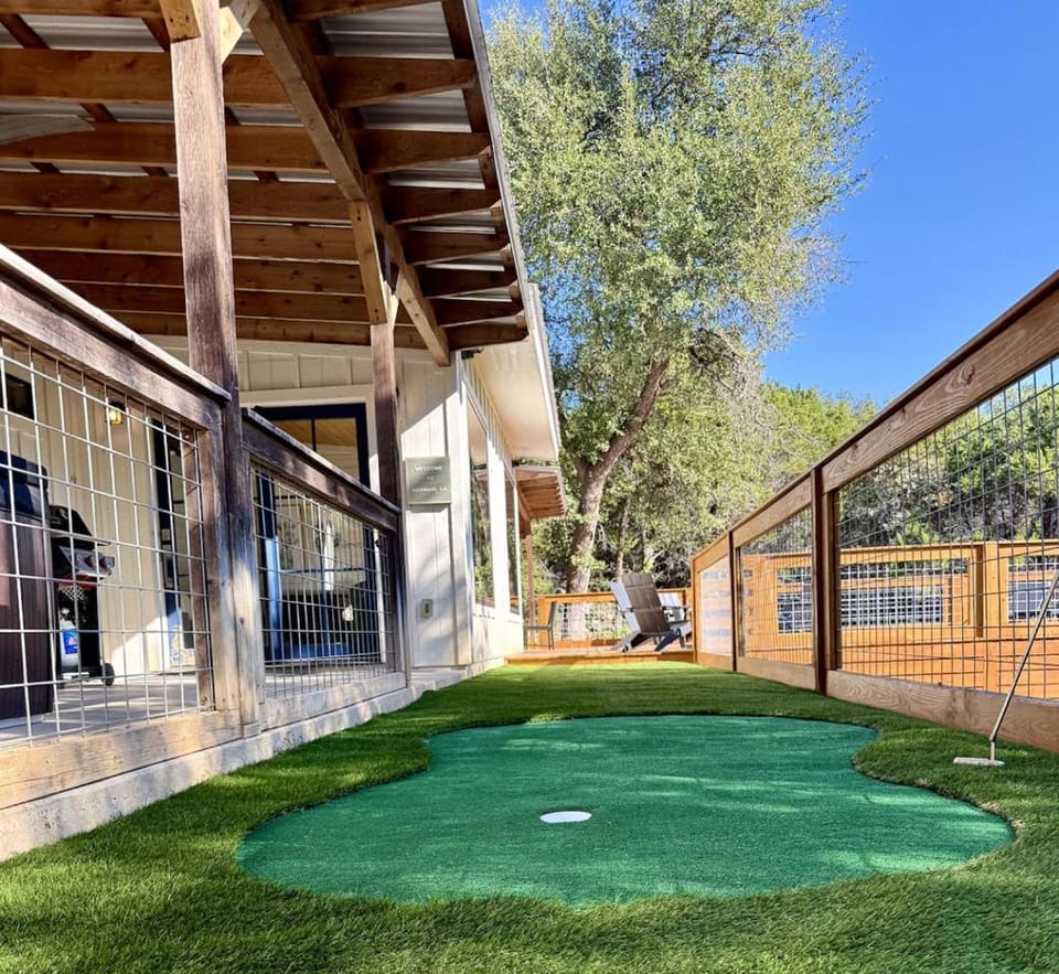 Wanderin Star Farms - Shangri La House in Rio Grande