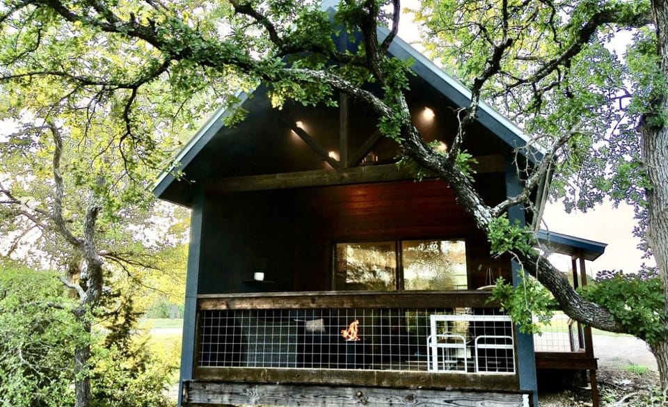 Wanderin Star Farms - Keep it Cozy House in Rio Grande