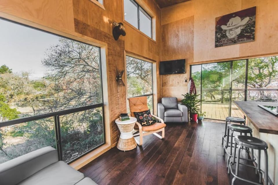 Wanderin Star Farms - Cedar Hollow House in Rio Grande