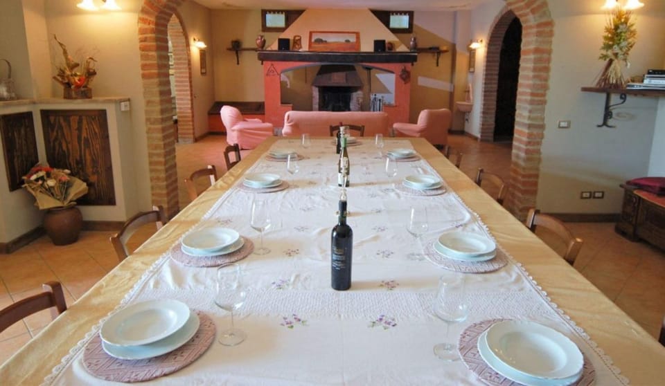 Spring, Summer, Kitchen or kitchenette, Living room, Dining area, Autumn