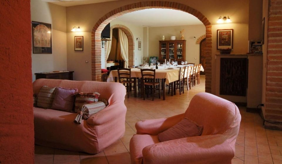 Spring, Summer, Kitchen or kitchenette, Living room, Dining area, Autumn