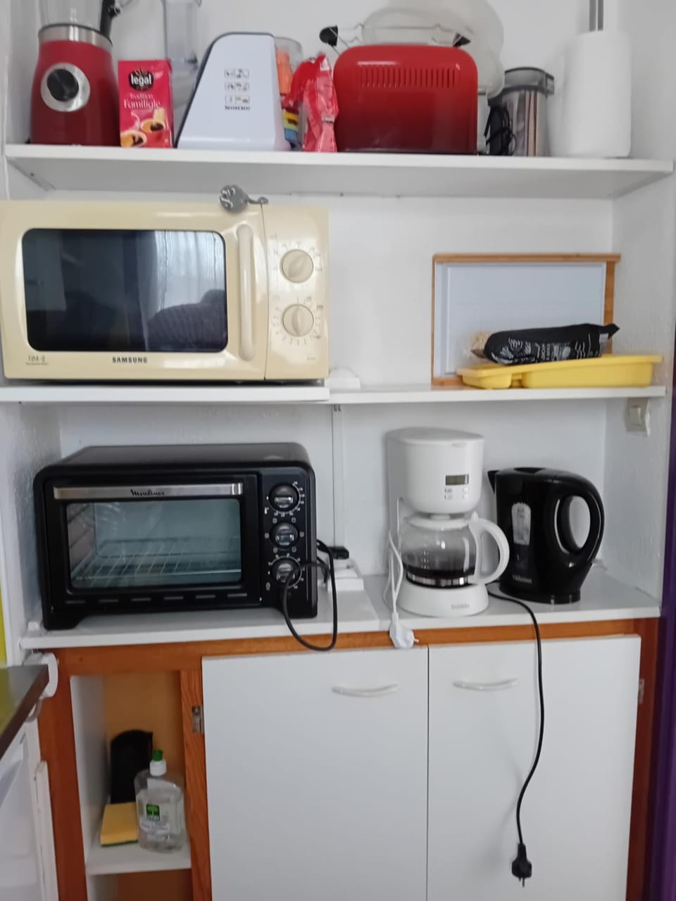 storage, kitchen