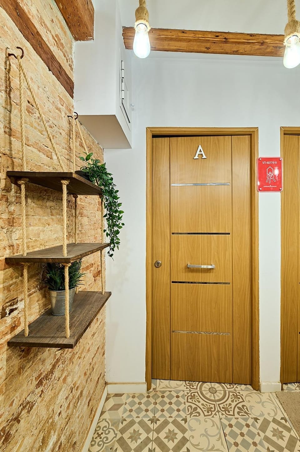 Tree Plaza Suites by Invalencia Apartment in Valencia