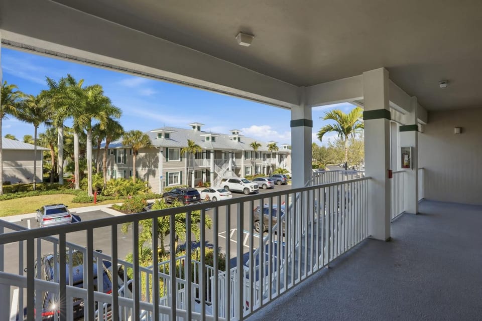 #322 - Golf Views -Second Floor - Sleeps 4 House in Lely Resort