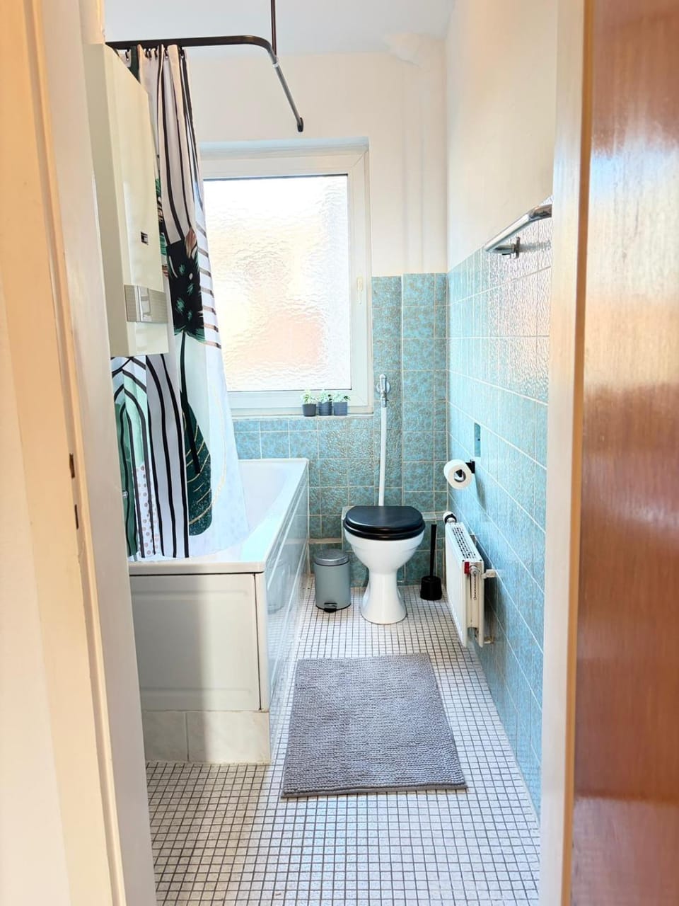 Toilet, Bathroom, Bath