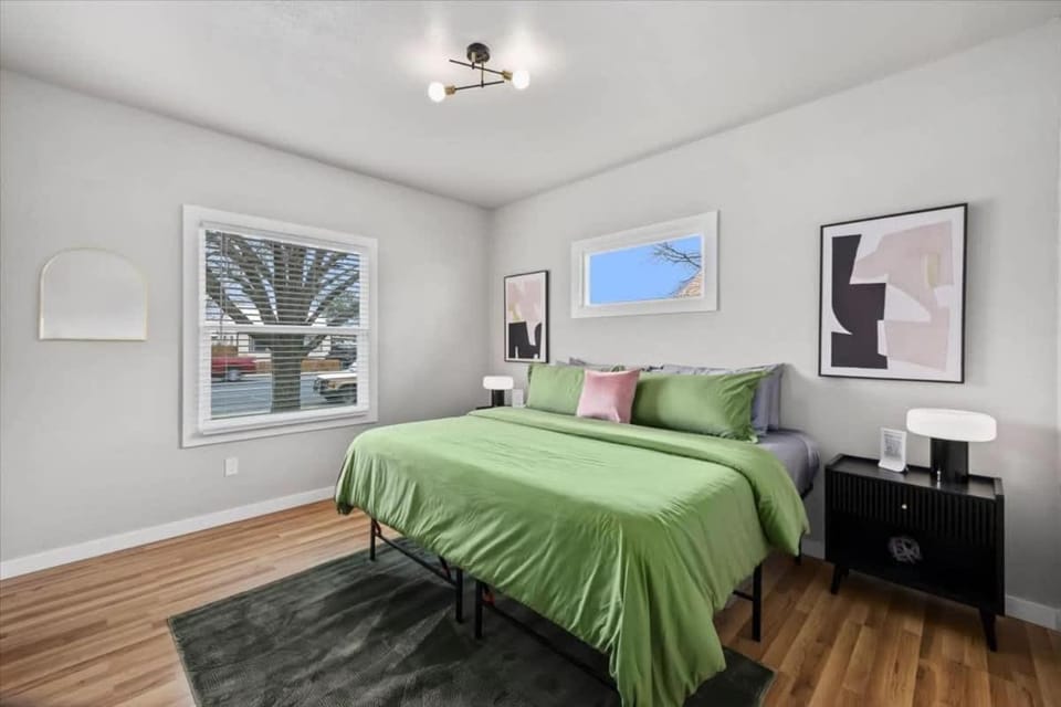 #StayInMyDistrict TwinFalls Downtown Duplex Apartment in Twin Falls