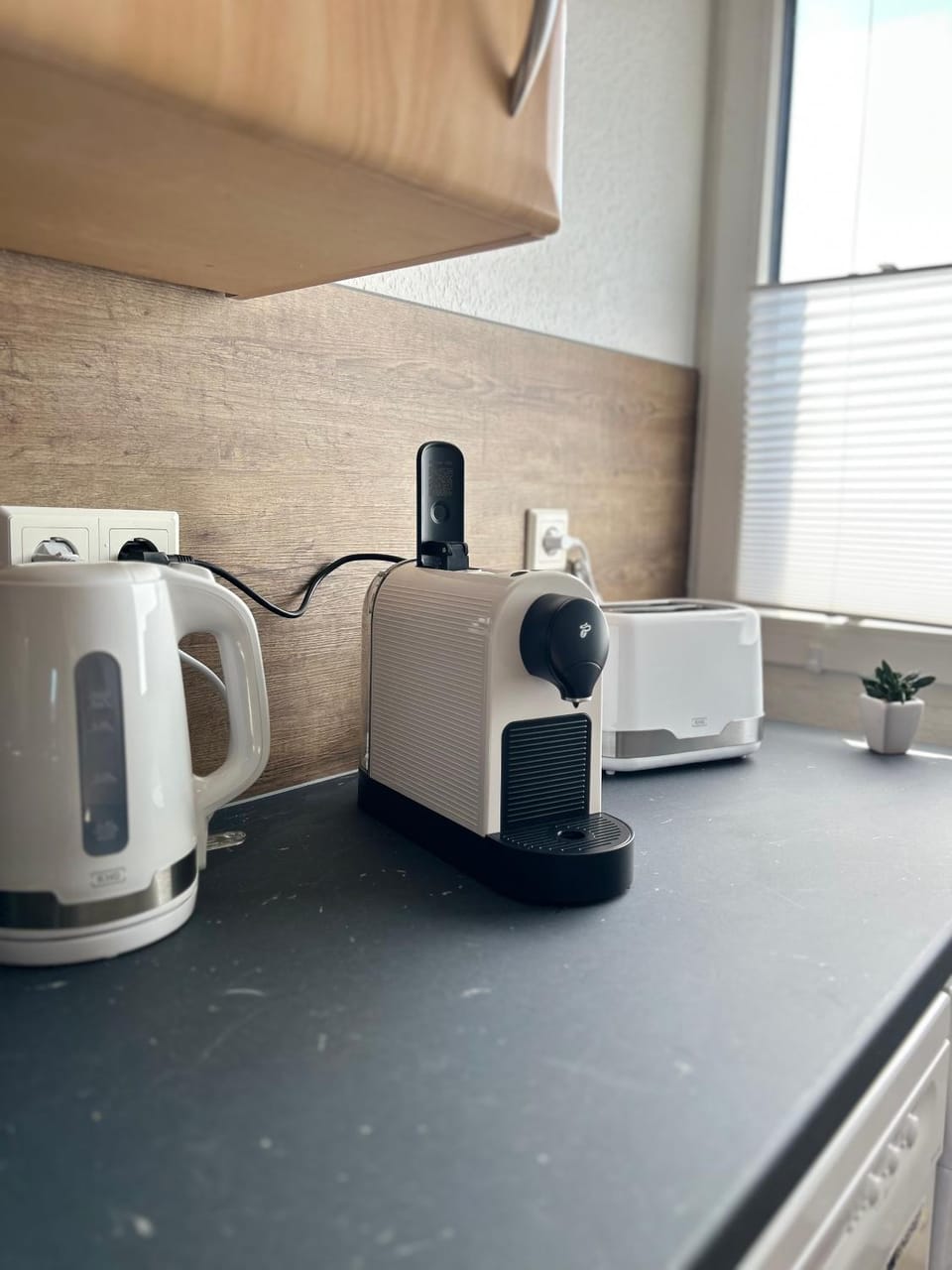 Coffee/tea facilities, kitchen