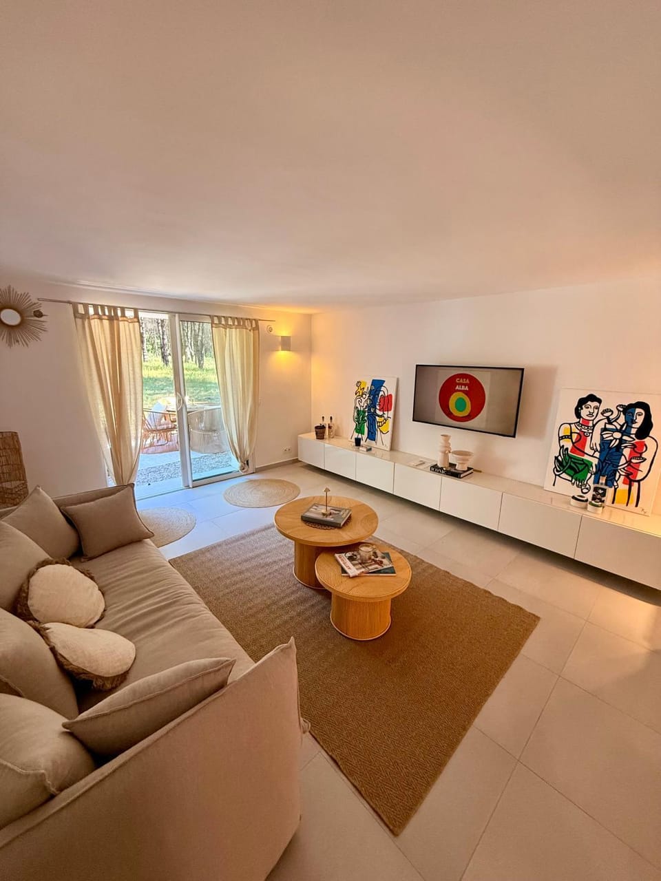 Living room, Seating area