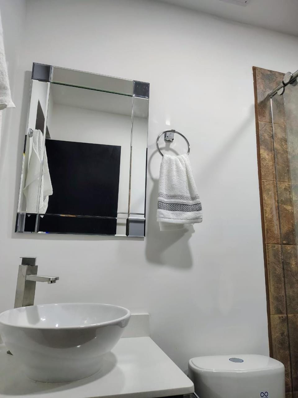 Laureles Executive Suites La 70 Medellin Apartment in Medellin