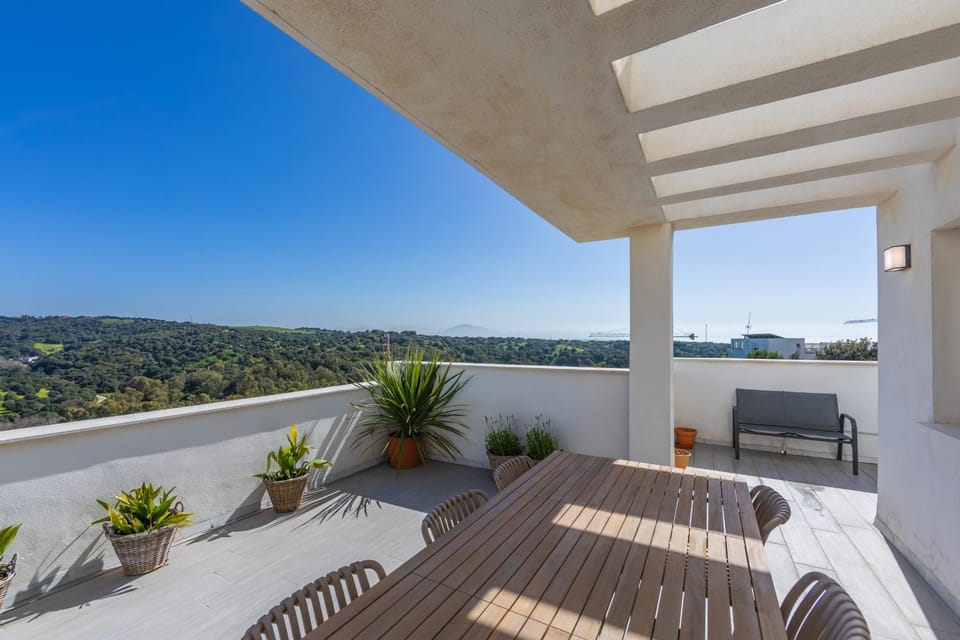 Terrace with sea & Africa views and pool Apartment in Tarifa