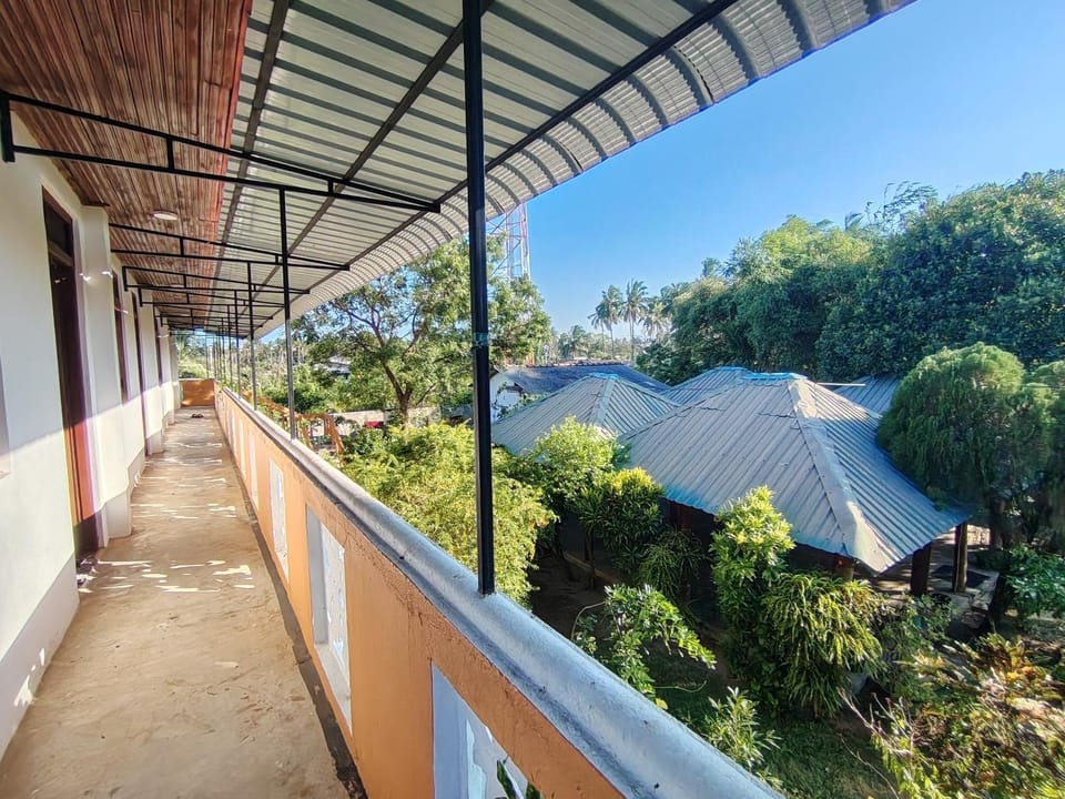 Property building, Day, Natural landscape