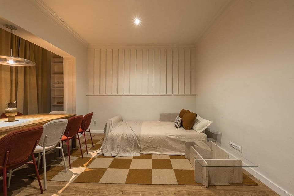 Communal lounge/ TV room, Living room