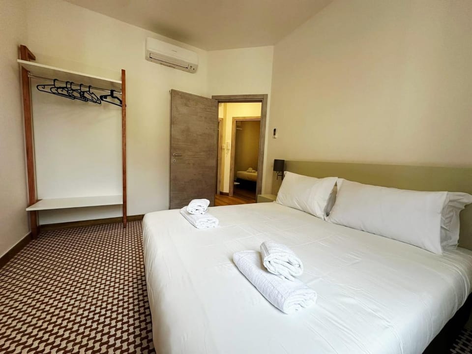 Bedroom, hair dryier, towels, towels