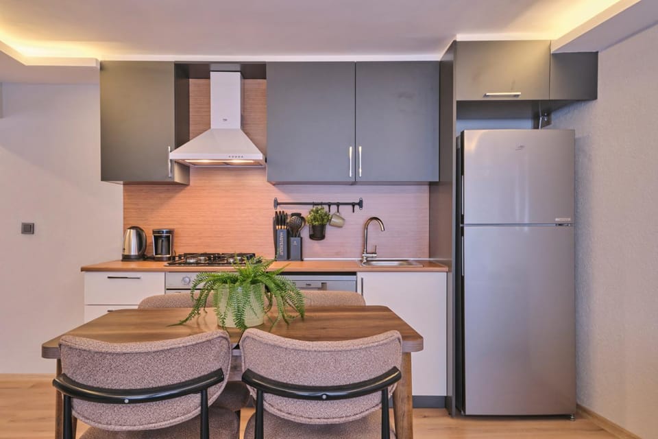 Coffee/tea facilities, Food, dishwasher, oven, stove, kitchen