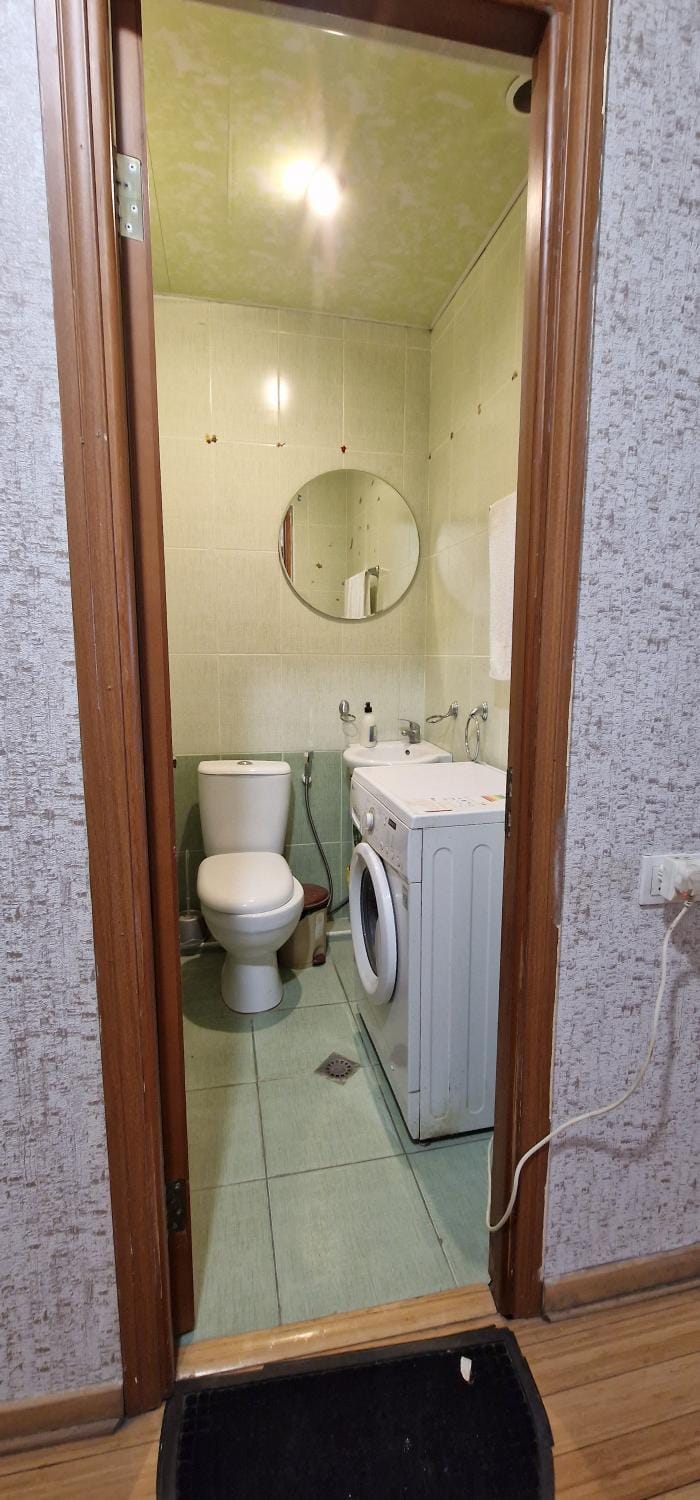 4 комнатная квартира около мериа Еревана Apartment in Yerevan
