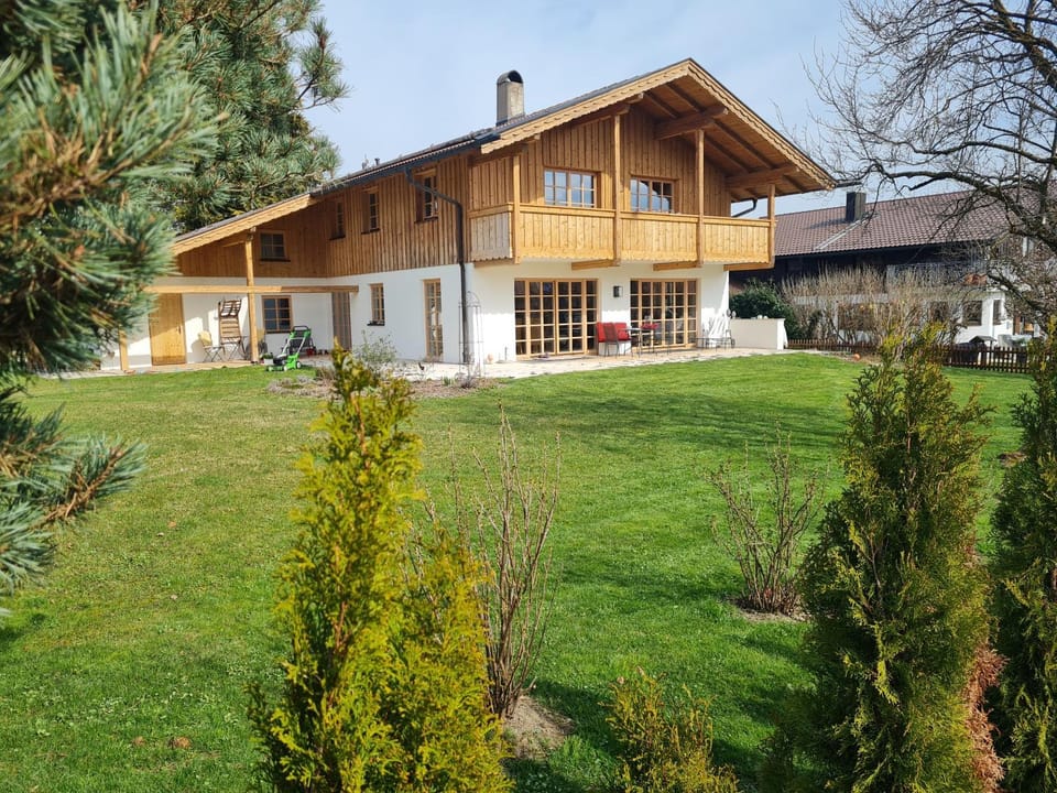 Property building, Garden