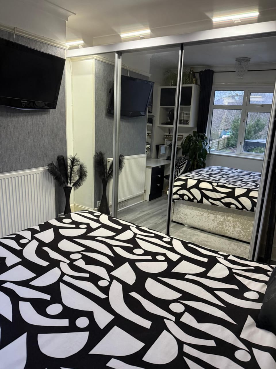 Spacious room and single with private bathroom Vacation rental in Exeter