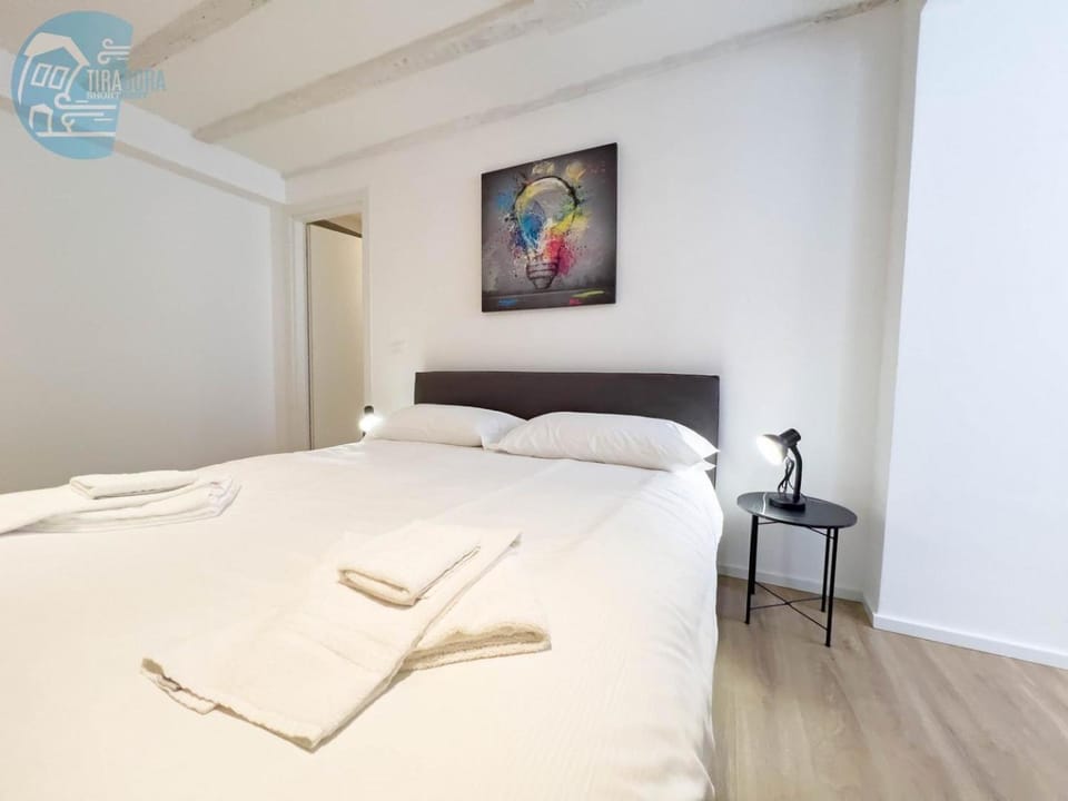 Imbriani 10A Tirabora Short Rent Apartment in Trieste