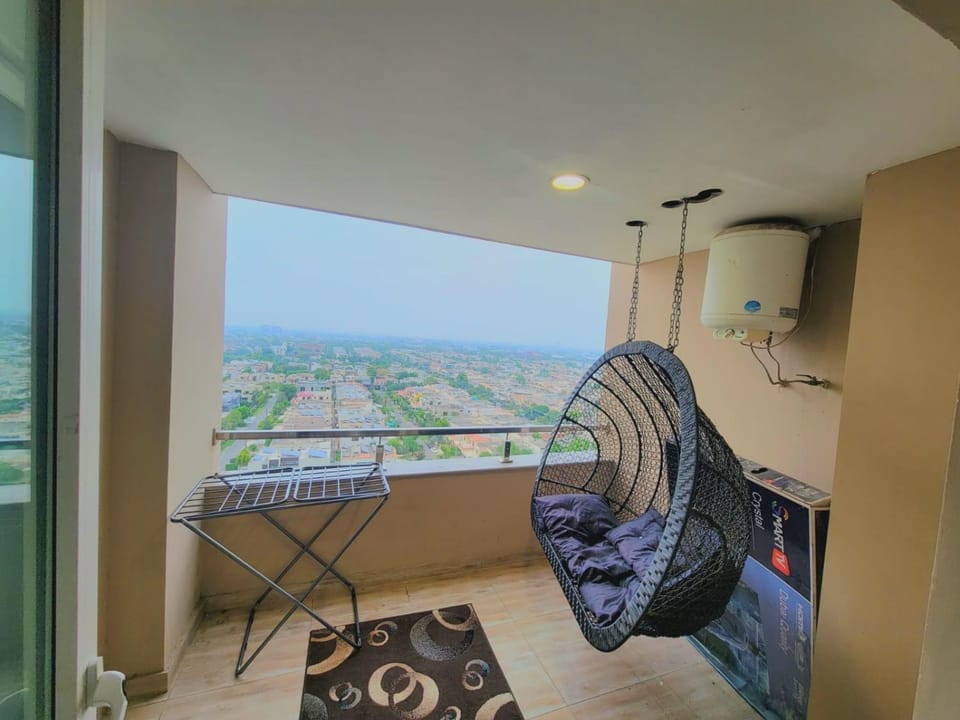 Natural landscape, View (from property/room), Balcony/Terrace, Living room, Seating area