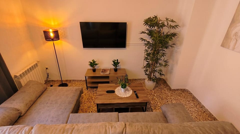 TV and multimedia, Living room, Seating area