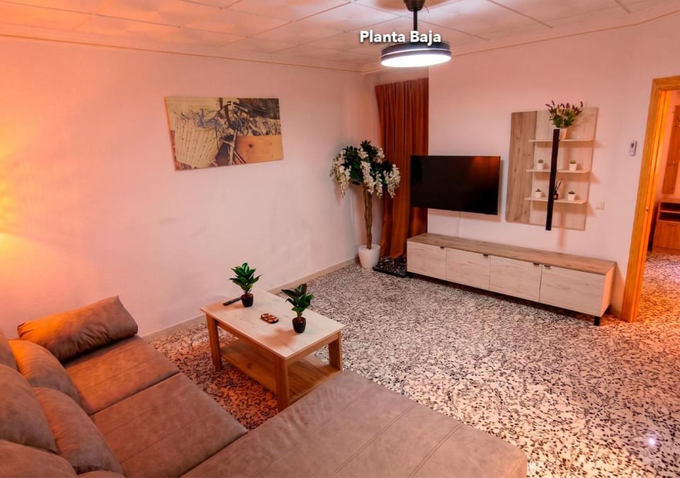 Bed, Living room, Photo of the whole room