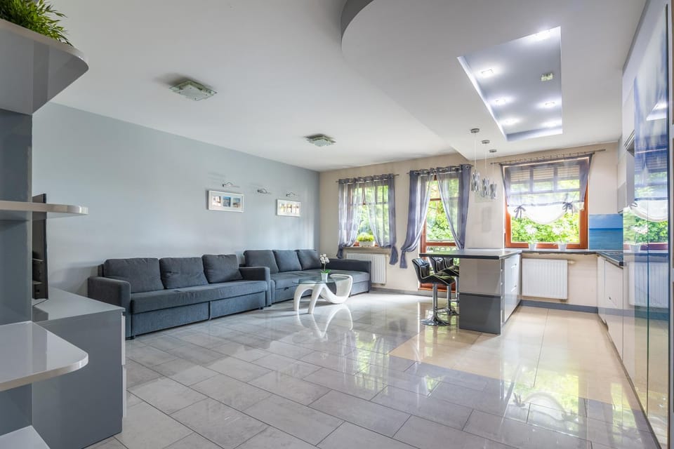 Kitchen or kitchenette, Living room, Seating area