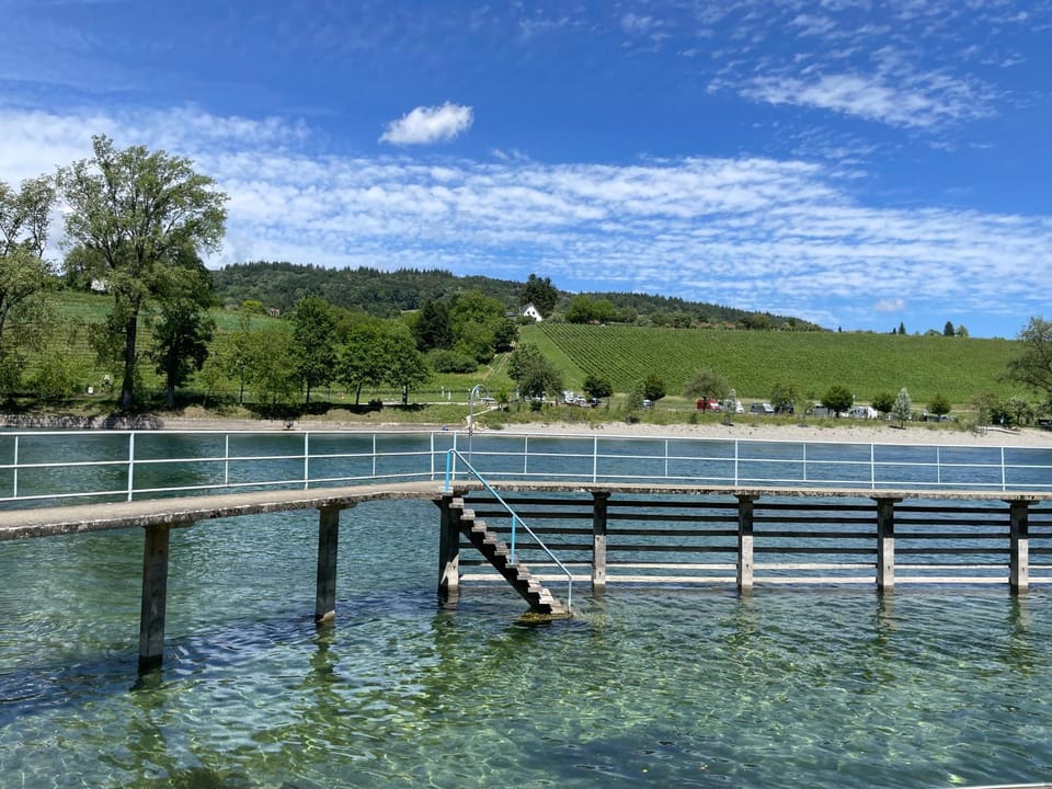 Swimming pool, Swimming pool
