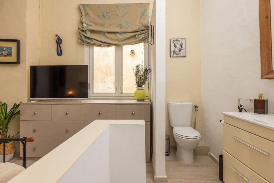 Elegant Maltese Townhouse House in Malta