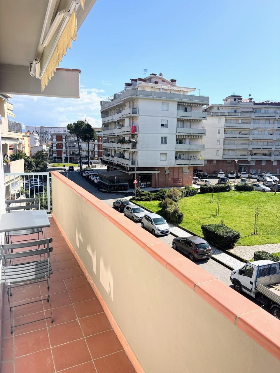 Property building, Balcony/Terrace