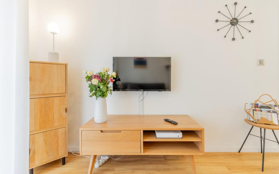 Communal lounge/ TV room, TV and multimedia