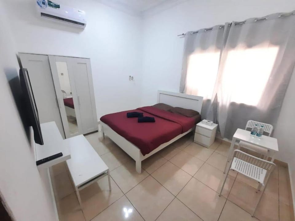 Cliftin Studio Apartment Hotel in Abu Dhabi