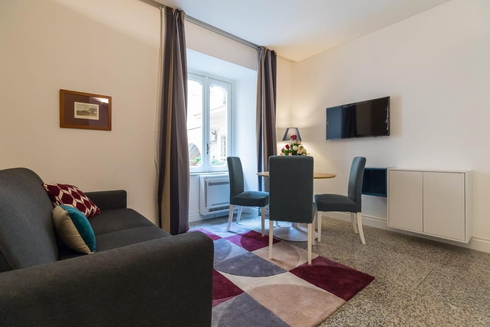 Lungomare Suites Bed and Breakfast in Naples