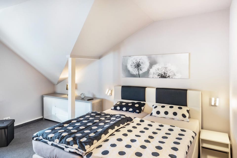 Property building, Living room, Bedroom